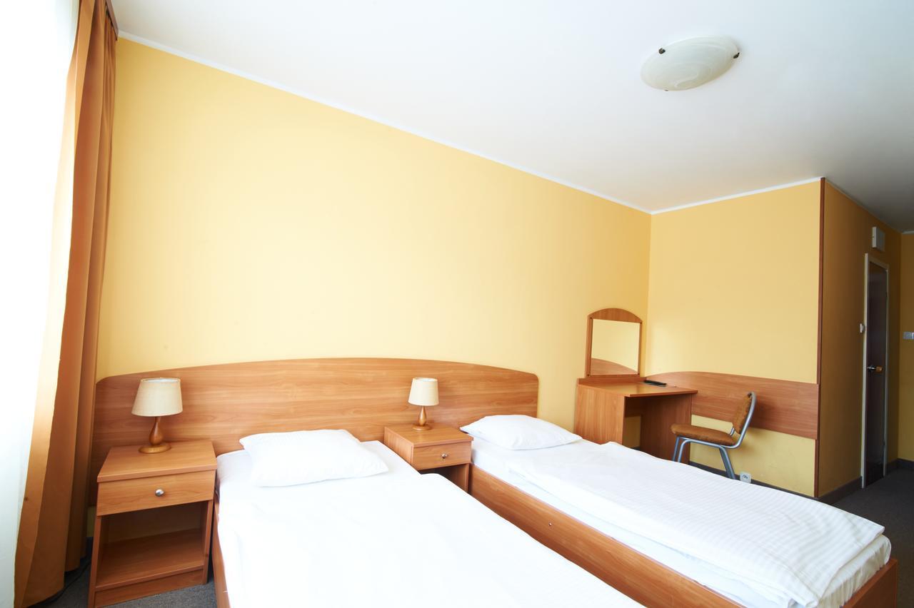 Obiekt Hotelarski Patron Варшава